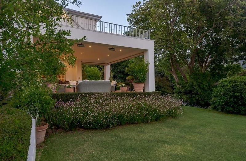 6 Bedroom Property for Sale in Constantia Upper Western Cape